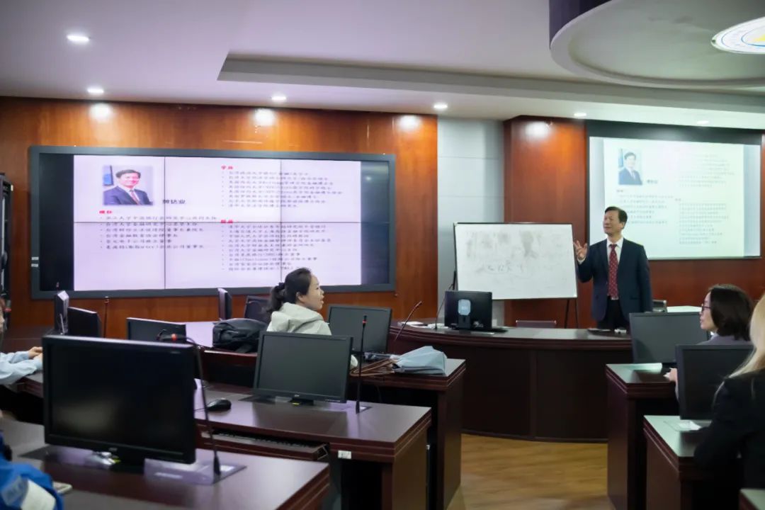 a3b7140e9cc6af263f077515031b38a9.jpg